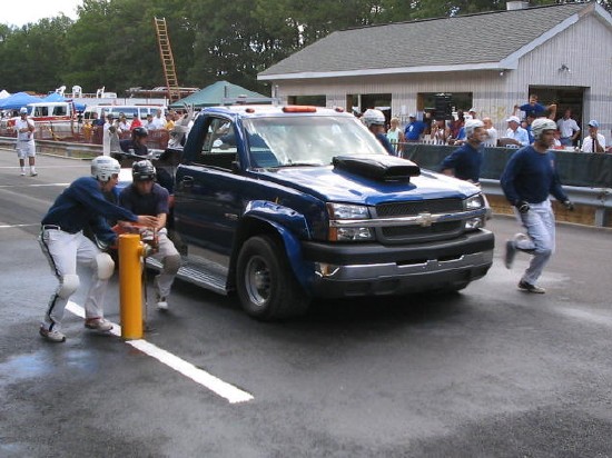W. Islip &quot;Raiders&quot;  Motor Pump. 